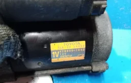 Стартер для Toyota RAV4 2012 года на фотографиях