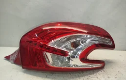 ФОНАРЬ PEUGEOT ПРАВЫЙ 9672628380  KB668