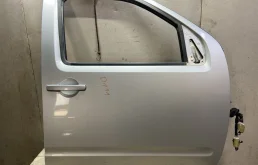Дверь передняя правая Nissan Pathfinder R51 2008