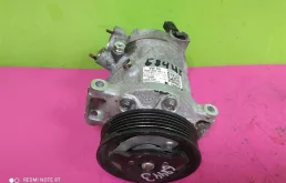 Компрессор кондиционера для Volkswagen Passat 2018 года на фотографиях