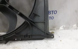 Вентилятор радиатора охлаждения ДВС для Mercedes-Benz M class 2006 года на фотографиях