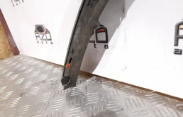 Расширитель арок передний левый для Volvo C30 на фотографиях