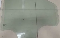 Стекло задней левой двери Рено Логан 1