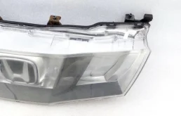 Фара ксенон левая для Honda Civic 2006 года на фотографиях