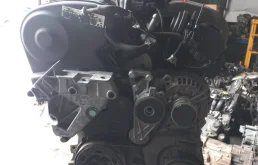 Двигатель AXW Volkswagen Golf 5 0.0 0