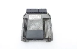 Блок управления двигателем для Audi Q7 2009 года на фотографиях