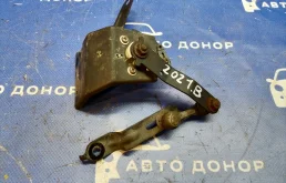 датчик положения кузова TOYOTA MARK X GRX120 4GRFSE R 89408-30130