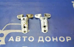 петли двери MITSUBISHI LANCER CS2A 4G15 F MR302271, MR302270