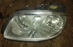 Фара Volkswagen Touran 2003-2006 1T