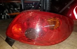 Фонарь Peugeot 206 2006 хечбек