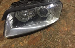 Фара ксенон адаптивный AUDI A8 2007 4E D3