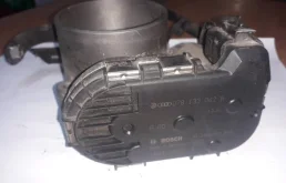 Блок дроссельной заслонки audi A4 2002 8E5