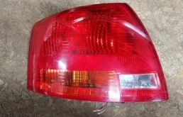 Фонарь Audi A4 2006 8ED