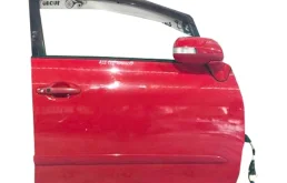 Дверь передняя правая для Toyota Corolla 2008 года на фотографиях