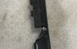 Блок управления стеклоподъемниками для Renault Fluence 2012 года на фотографиях