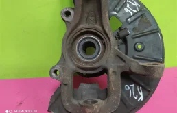 Кулак поворотный правый для Audi Q7 на фотографиях