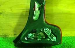 Фонарь левый для Volvo C30 2008 года на фотографиях