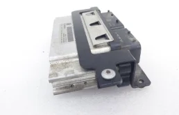 Блок управления двигателем для Volkswagen Polo 2023 года на фотографиях