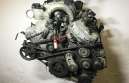 Нужен ДВС Aj 3.0 Гур сбоку для Mazda Tribute EP 2000-2006
