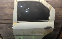 Дверь задняя левая Рено Логан 1