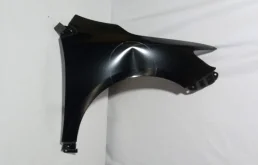 Крылья для Toyota Corolla 2007 года на фотографиях