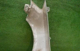 Крыло правое для Volkswagen Jetta 2013 года на фотографиях