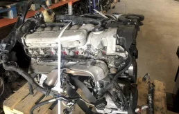 Двигатель без навесного для Mercedes-Benz CL class на фотографиях