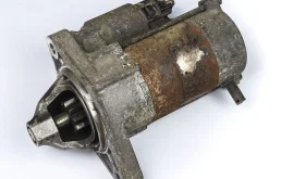 Стартер для Toyota Corolla 2003 года на фотографиях