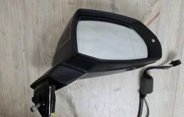 Зеркало боковое правое для Audi Q7 2020 года на фотографиях