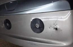 Дверь багажника для Nissan Note 2006 года на фотографиях