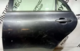 Дверь задняя левая для Toyota Corolla 2011 года на фотографиях