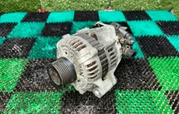 Генератор HYUNDAI Santa Fe 2006-2009 3730027030 D4EB