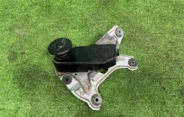 Моторчик дворника Toyota Highlander 2007-2014 8513048040 U40, задний