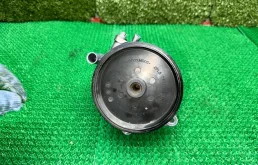 Насос ГУР Mercedes C A0064663601 W204