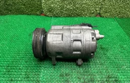 Компрессор кондиционера Volkswagen 1J0820803J