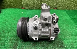 Компрессор кондиционера Lexus LS460 2006-2017 8831050160