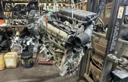 Двигатель Volkswagen 2006-2009 03C100034C BTS