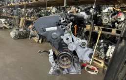 Двигатель Volkswagen Passat 06B100098KX B5 AWT