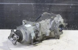 Редуктор заднего моста для Nissan X-Trail 2003 года на фотографиях