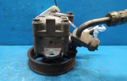 Насос ГУР для Nissan X-Trail на фотографиях