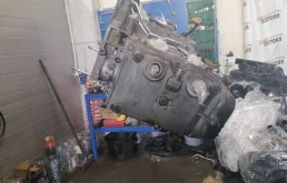 Двигатель без навесного для Subaru Legacy B4 2000 года на фотографиях