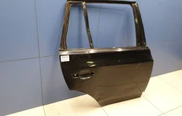 Дверь задняя правая для BMW X3 2006 года на фотографиях