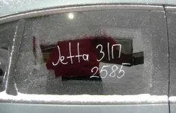 Стекло двери задней правой Volkswagen Jetta 2009 A5