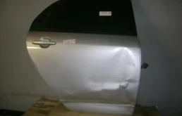 Дверь задняя правая Toyota Corolla E120