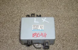 Блок электронный Mitsubishi Lancer 10 CY