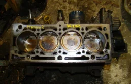 Блок двигателя Renault Megane 2