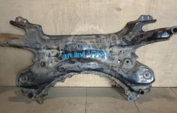 Подрамник Toyota RAV4 XA30