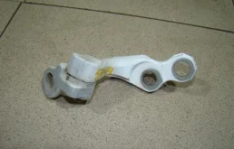 Петля двери задней левой нижняя Ford Focus 2