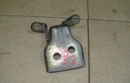 Петля двери передней правой нижняя Ford Fusion CBK