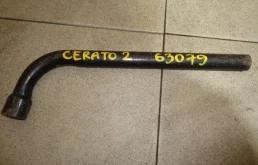 Ключ балонный Kia Cerato 2 TD
